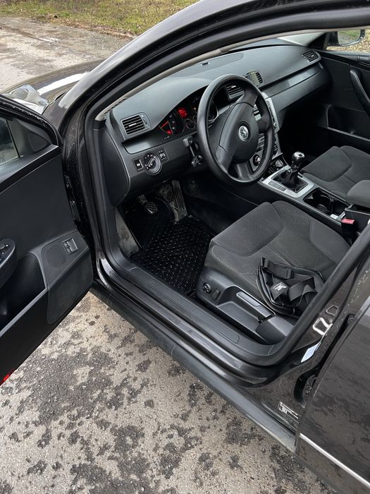 Продам гарного ПАСАТА