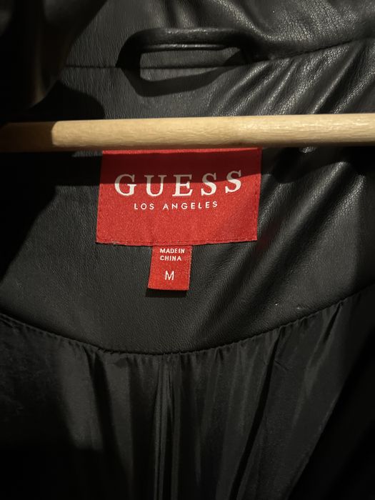 Guess Kurtka puchowa damska Czarna