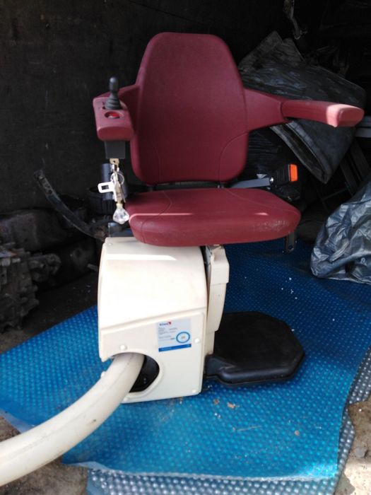 Krzesło schodowe. Winda schodowa.