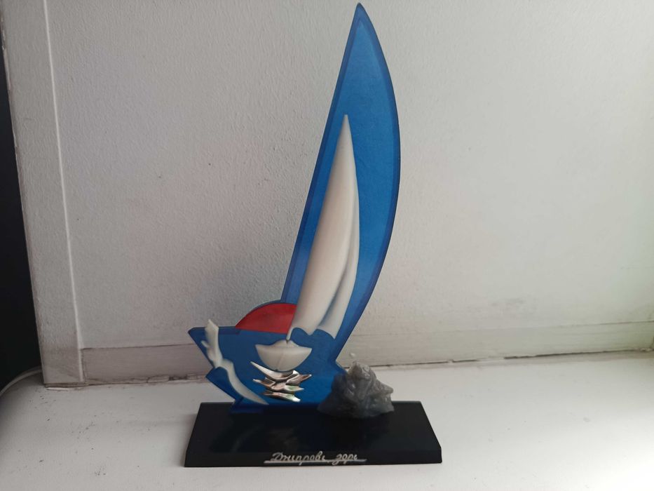 сувенир статуэтка Днiпровi зорi