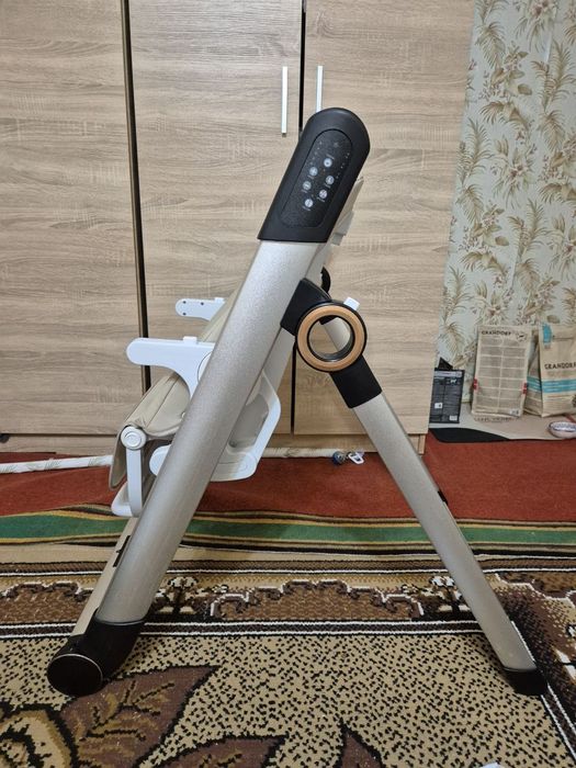 El Camino Debut стільчик для годування + гойдалка