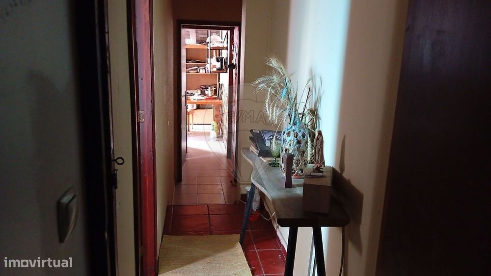 Moradia T4 para venda
