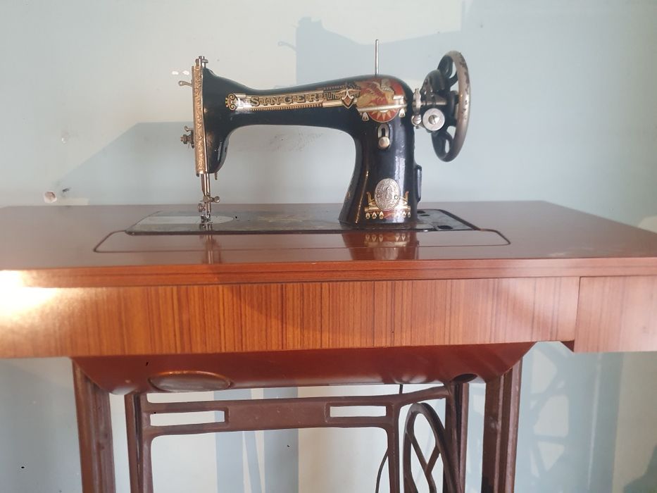 Máquina Singer antiga