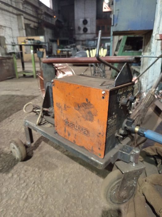 Зварювальний напівавтомат Selma, ВДУ 506С