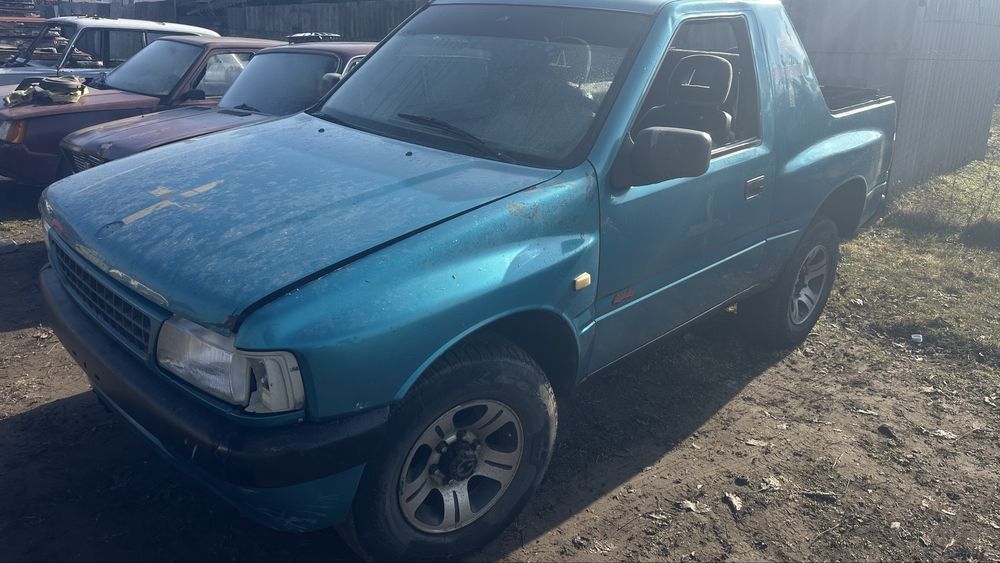 Opel Frontera 2.0 бензин