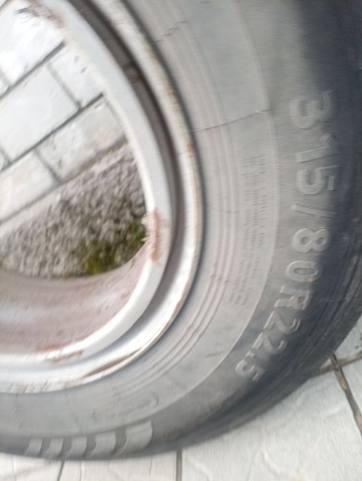 Продам резину МАЗ КРАЗ