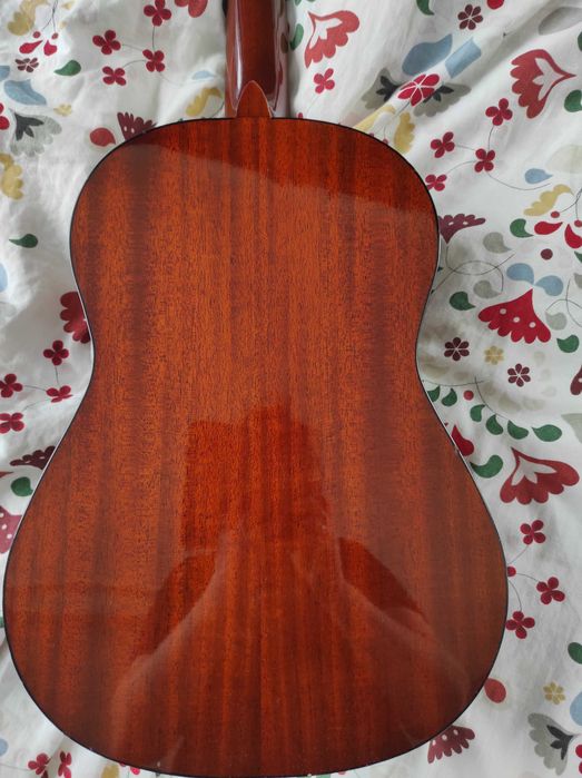 Na sprzedaż gitara marki be. joe. Rozmiar 1/2