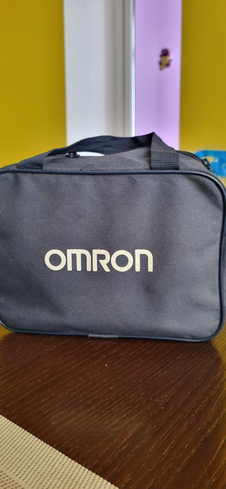 Інгалятор небулайзер Б/У Omron CompAIR (NE-C28)