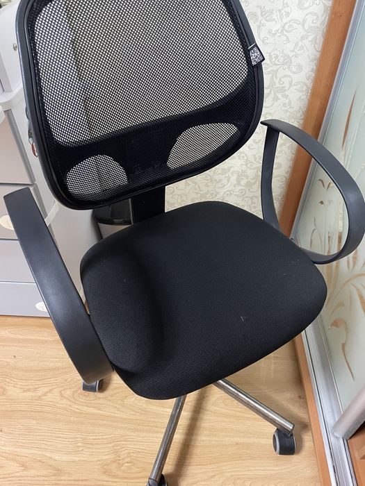 Кресло офисное AMF ( стул офисный )