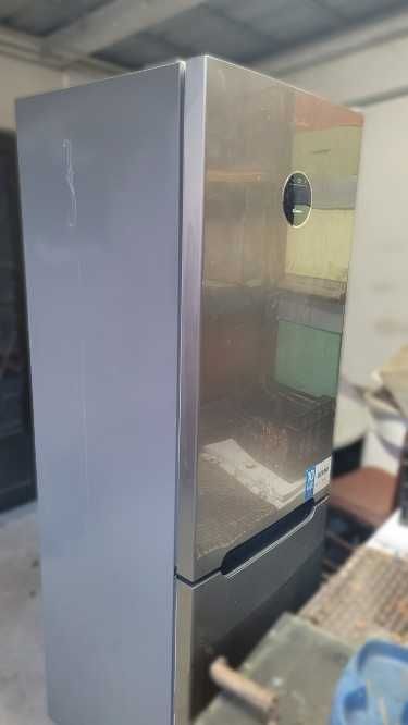Frigorífico Combinado 317L (No Frost)
