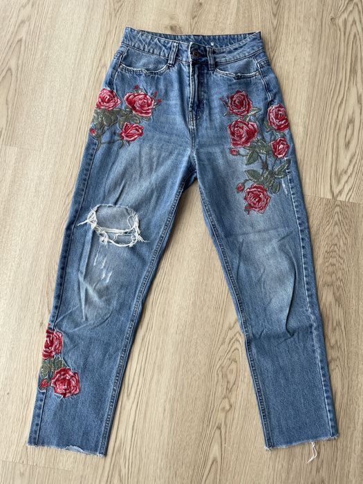 Calcas de ganga com bordados e rasgados tamanho 34