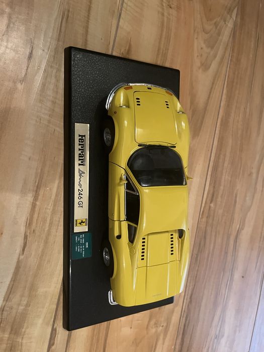 Ministura Ferrari Dino 246 GT