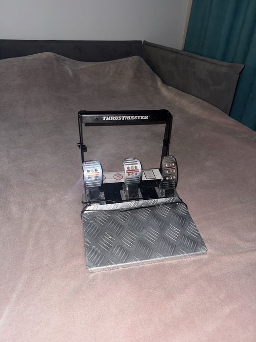 Trustmaster t500rs( PC/Xbox sereis /PS5)