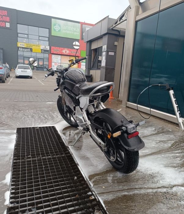 Электро-мотоцикл електро-мотоцикл Super Soco TC max