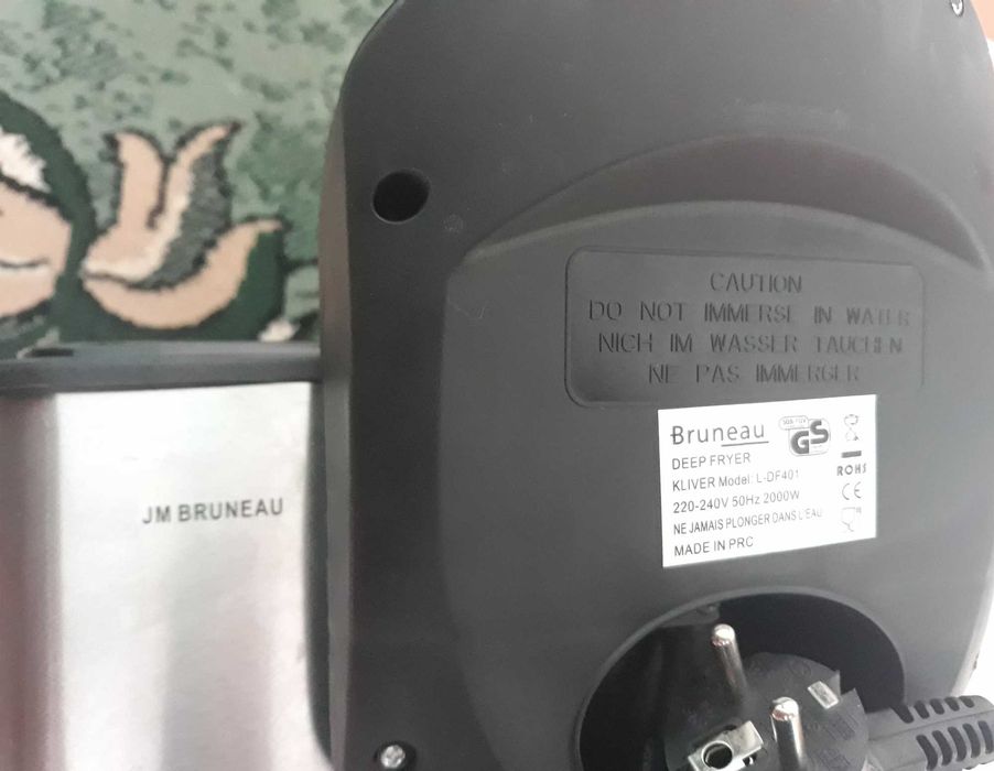 Продам Оригінальну Фритюрницю з Європи.