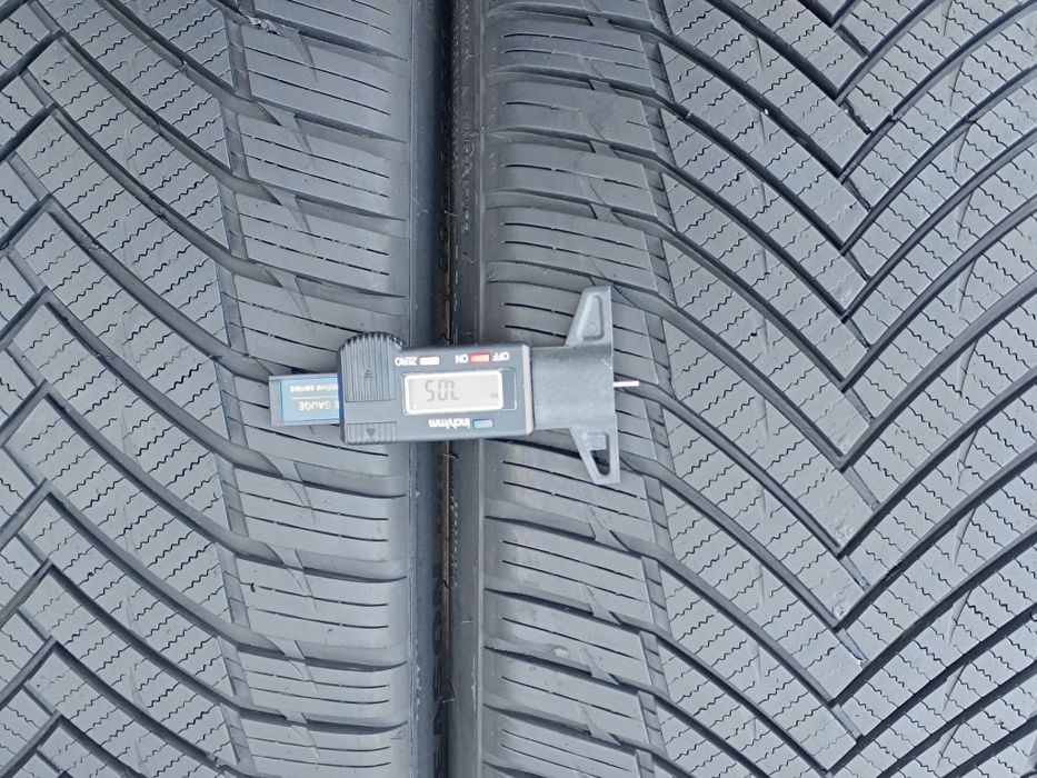 235/35R19 91Y Imperial All Season Driver