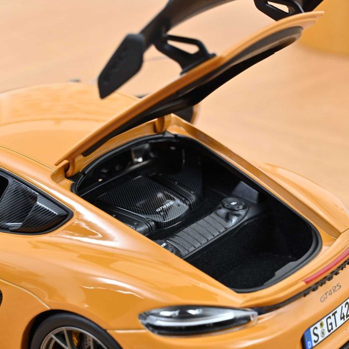 Porsche Cayman GT4 RS w/Weissach Pack 2023 Bahama Yellow Norev 1:18