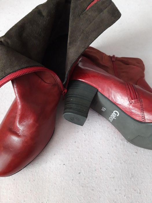 Взуття, бутильйони