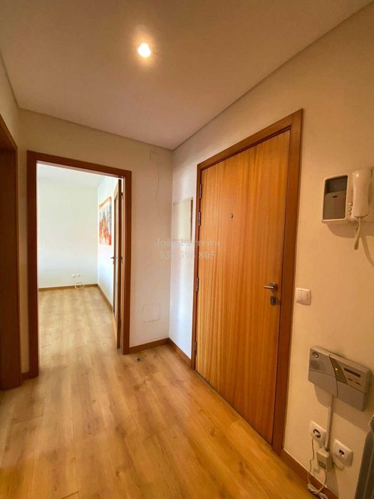 Apartamento T2 São Mamede Infesta