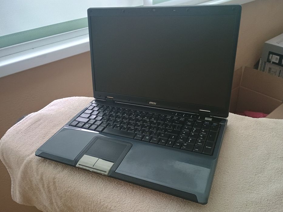 Продам 16' Ноутбук MSI CX600 (полностью исправен, могу под разборку)