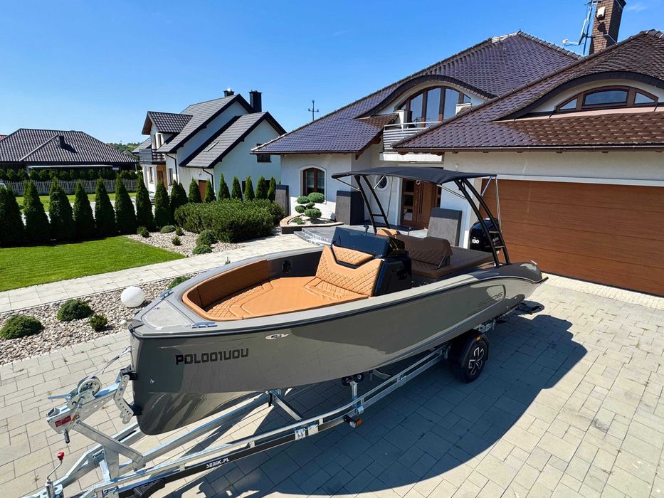 Łódź motorowa ProMotor 600S Shine Yachting