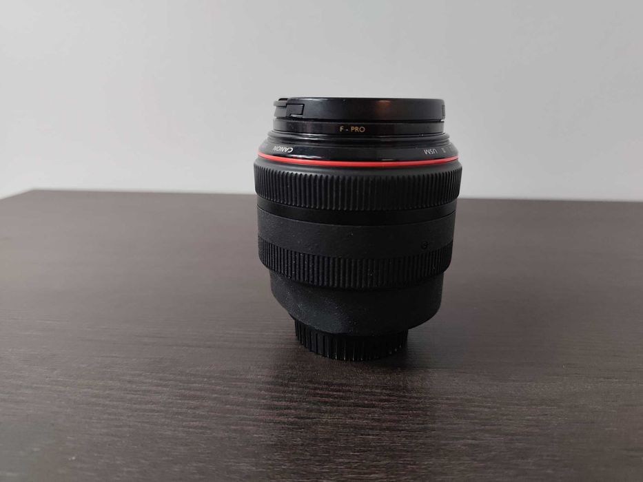 Canon EF 85mm f/1.2 L II USM filtr