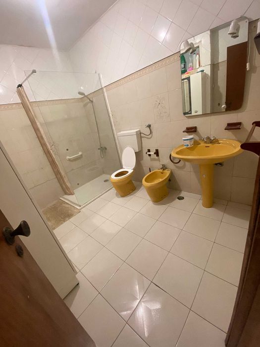 Quarto no centro de Faro