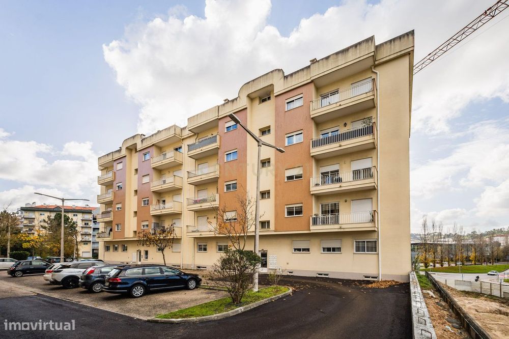 T2 em Leiria com dois WC´s e varandas