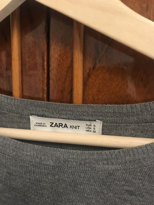 Cienki szary sweterek Zara