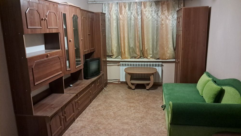 Продаж 1 кімн з меблями  в центрі біля швейної фабрики