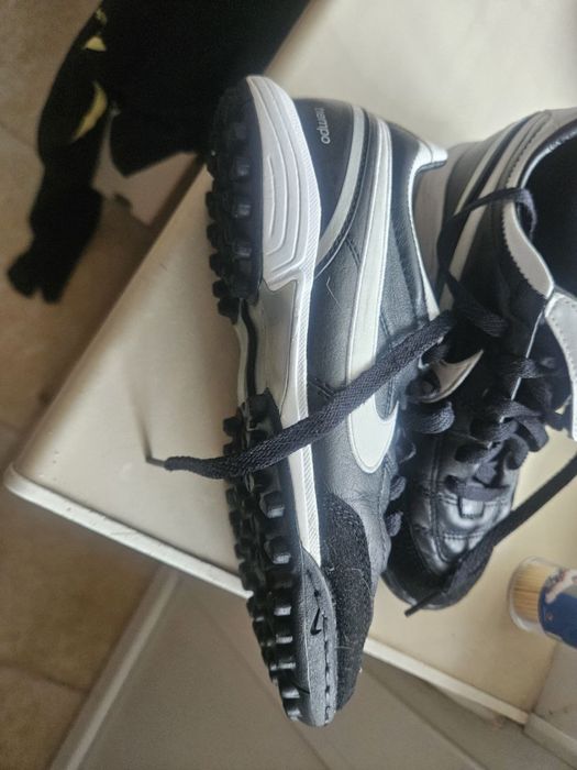 Продам кросовки Nike Tiempo