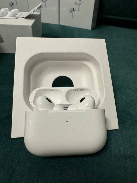 Apple AirPods 2 Pro
