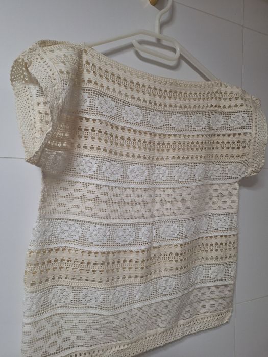 Bluzeczka uszyta z bawelnianych koronek Hand made