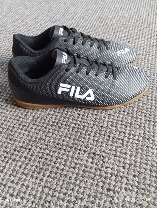 Buty męskie sportowe halówki piłkarskie marki Fila r. 41