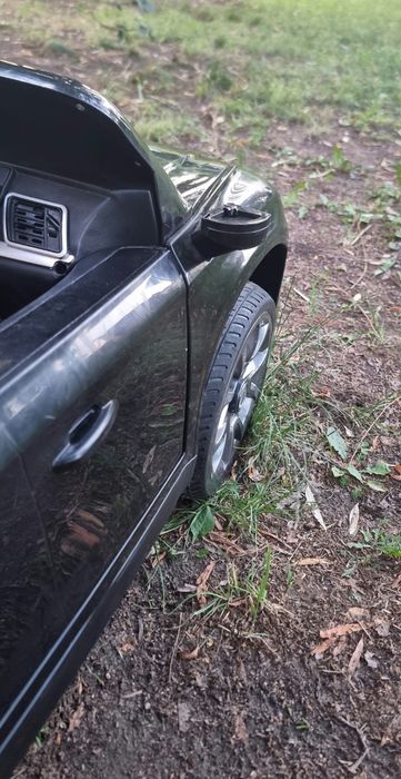 Elektryczne auto dla dzieci Audi Q5  4x4