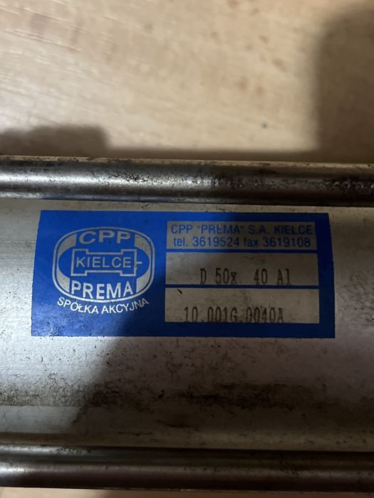 Siłownik pneumatyczny D 50 x 40AL