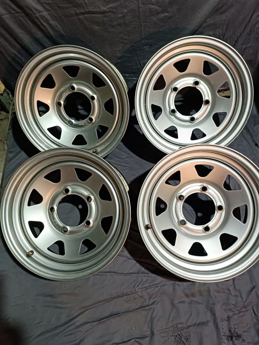 Диски для авто 5/139/7/15.підходять на газ24-31029.