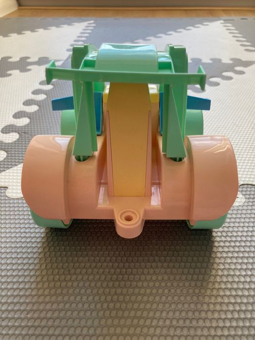 autko samochodzik dla dziewczynki pastelowe kolory