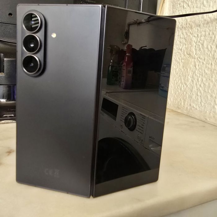 Samsung z fold 7 preto