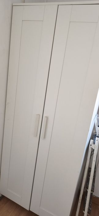 Guarda fatos madeira