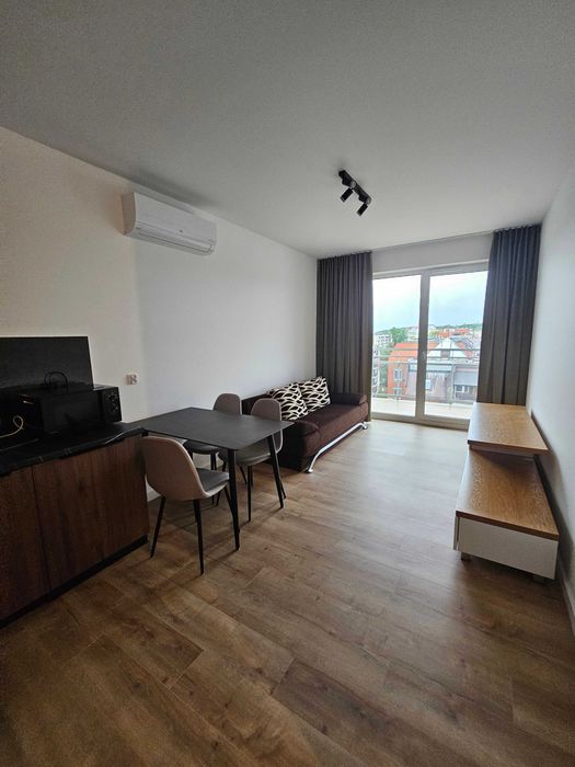 Wynajmę apartament z miejscem parkingowym na Krętej