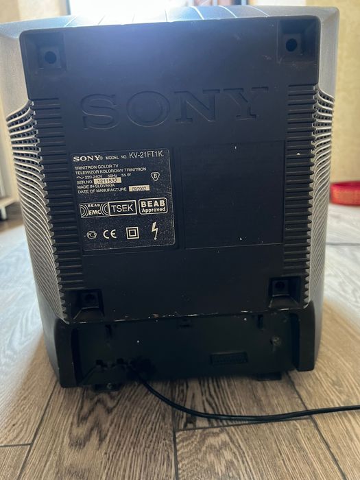 Телевізор Sony Trinitron KV-21FT1K робочий