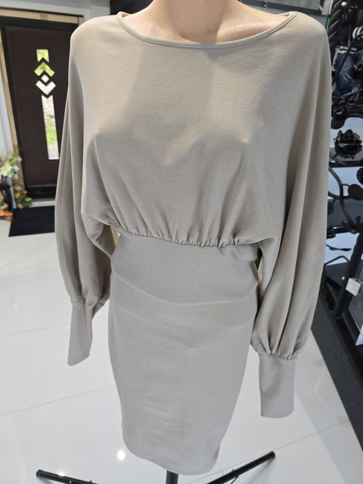 Sukienka dzianinowa ołówkowa dresowa wygona z długi rękaw mheilay S/M