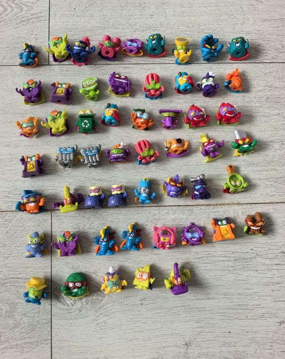 Super things figurki