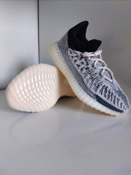 Adidas Yeezy Boost 350 V2 CMPCT "Panda"
