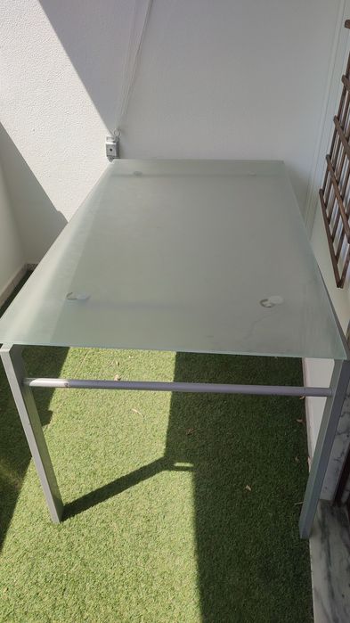 Mesa  em vidro temperado