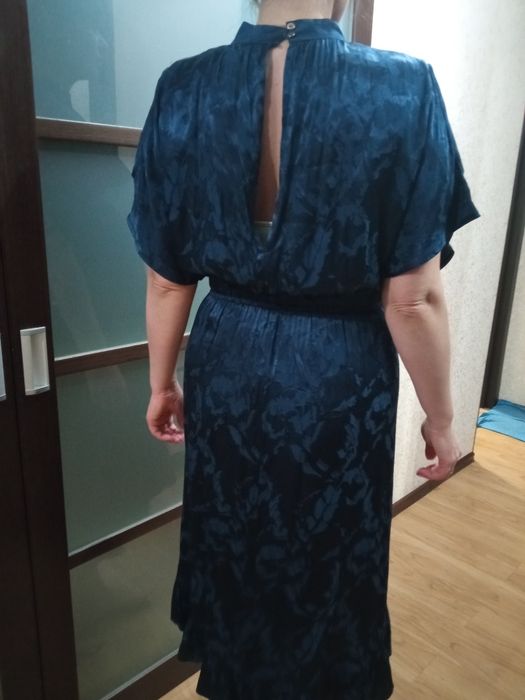 Неймовірна святкова сукня MbyM р 48-50 нова