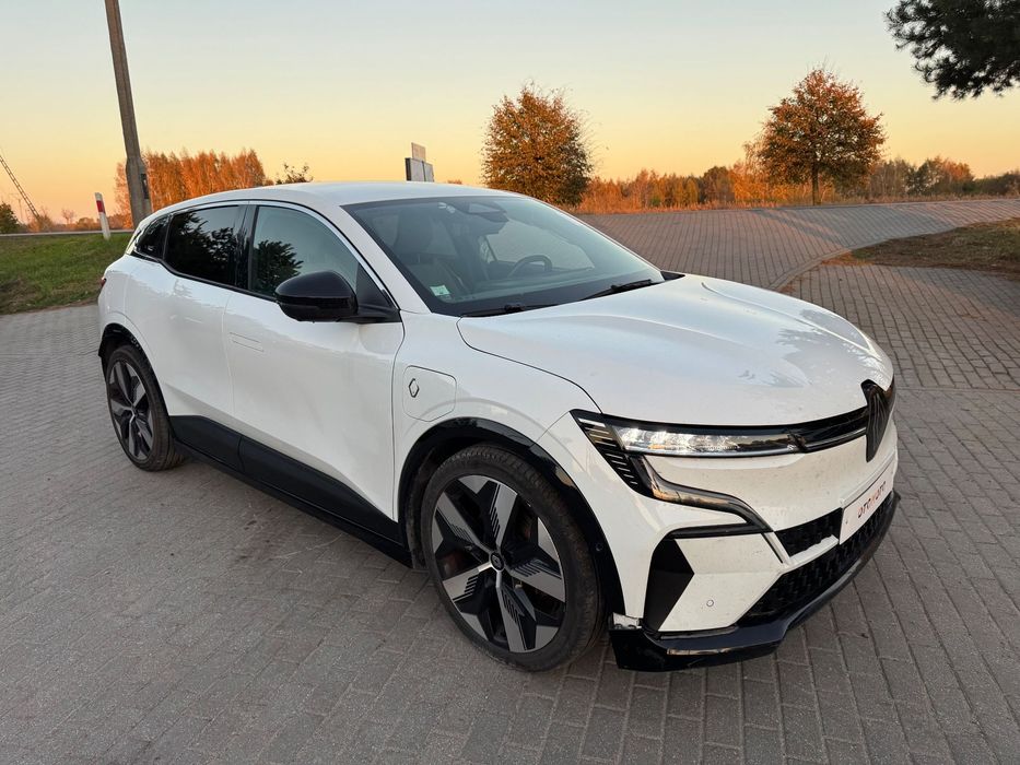 Renault Megane E-TECH 60kWh 218KM 2022r/ kamery 360