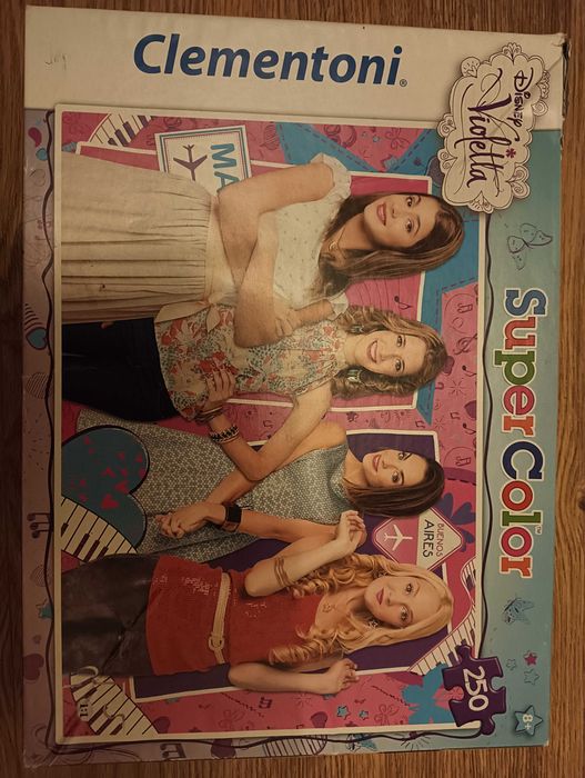 Puzzle Violetta 250 elem.