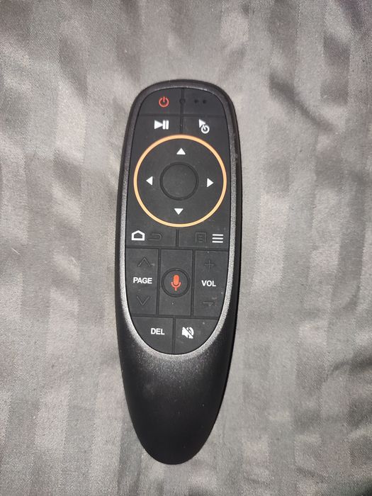 Пульт с голосовым управлением